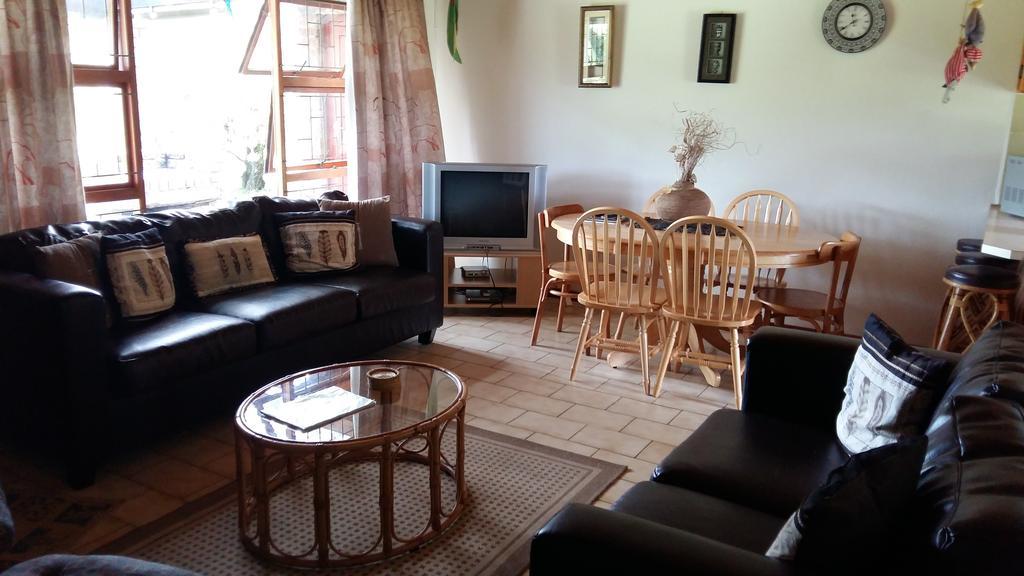 Brenton Lake Holiday Cottages Eksteriør billede